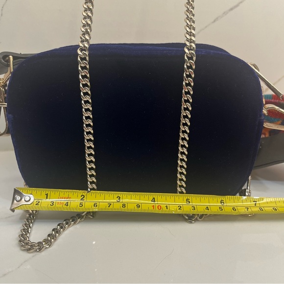 POPSUKI Velvet Crossbody Bag - Picture 13 of 16